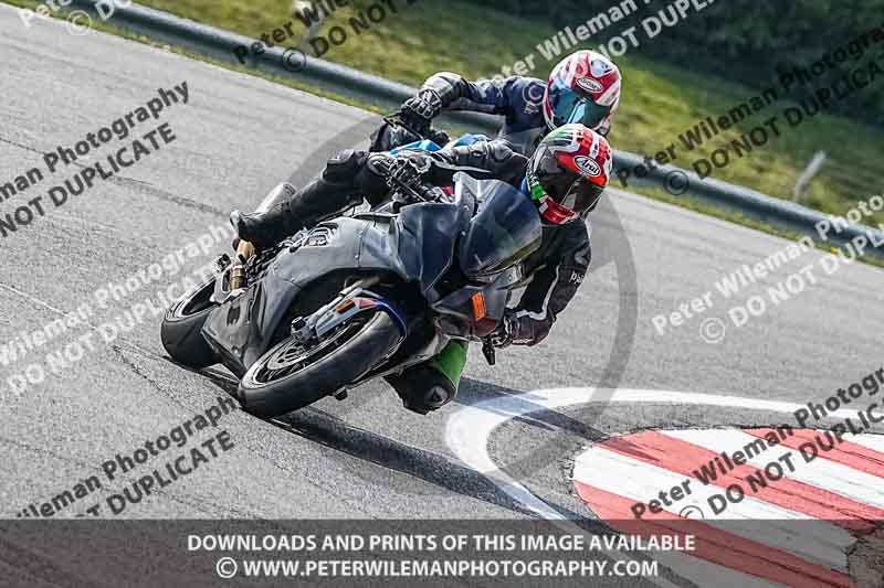 donington no limits trackday;donington park photographs;donington trackday photographs;no limits trackdays;peter wileman photography;trackday digital images;trackday photos